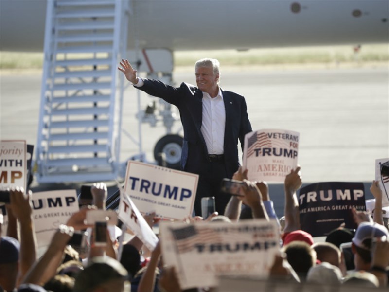 Trump Rally Sacramento 6 AP 20160601 P Trump Rally Sacramento 6 AP 20160601 P
